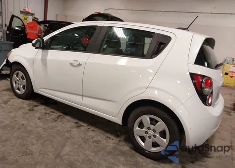 2016 Chevrolet Sonic Ls Auto z USA, uszkodzony, nr VIN 1G1JA6SH2G4174462